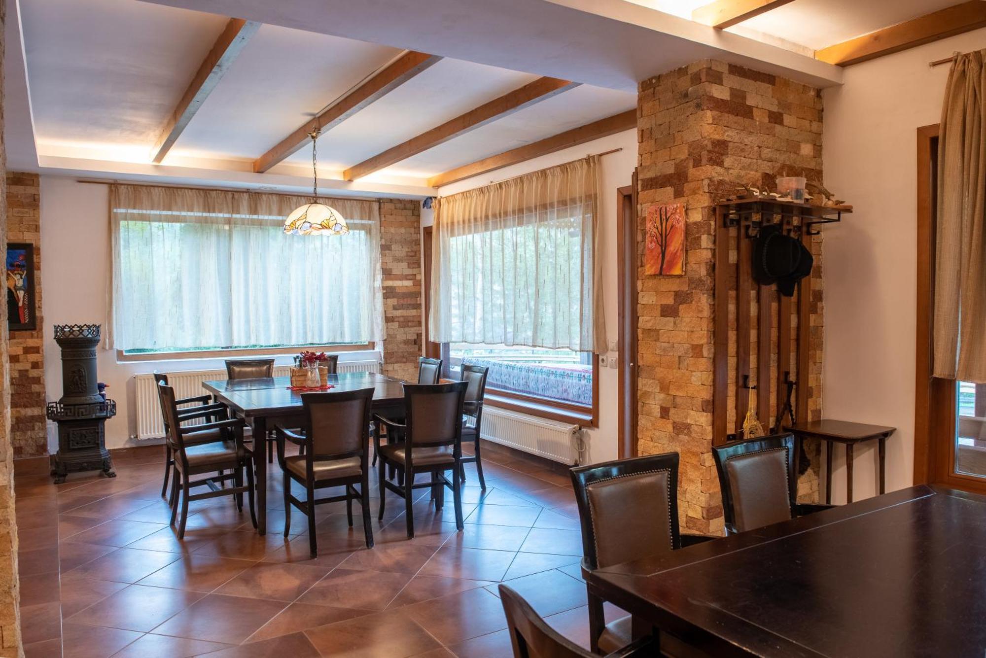 Pensiunea Casa Bunicilor Менестіря-Хуморулуй Екстер'єр фото