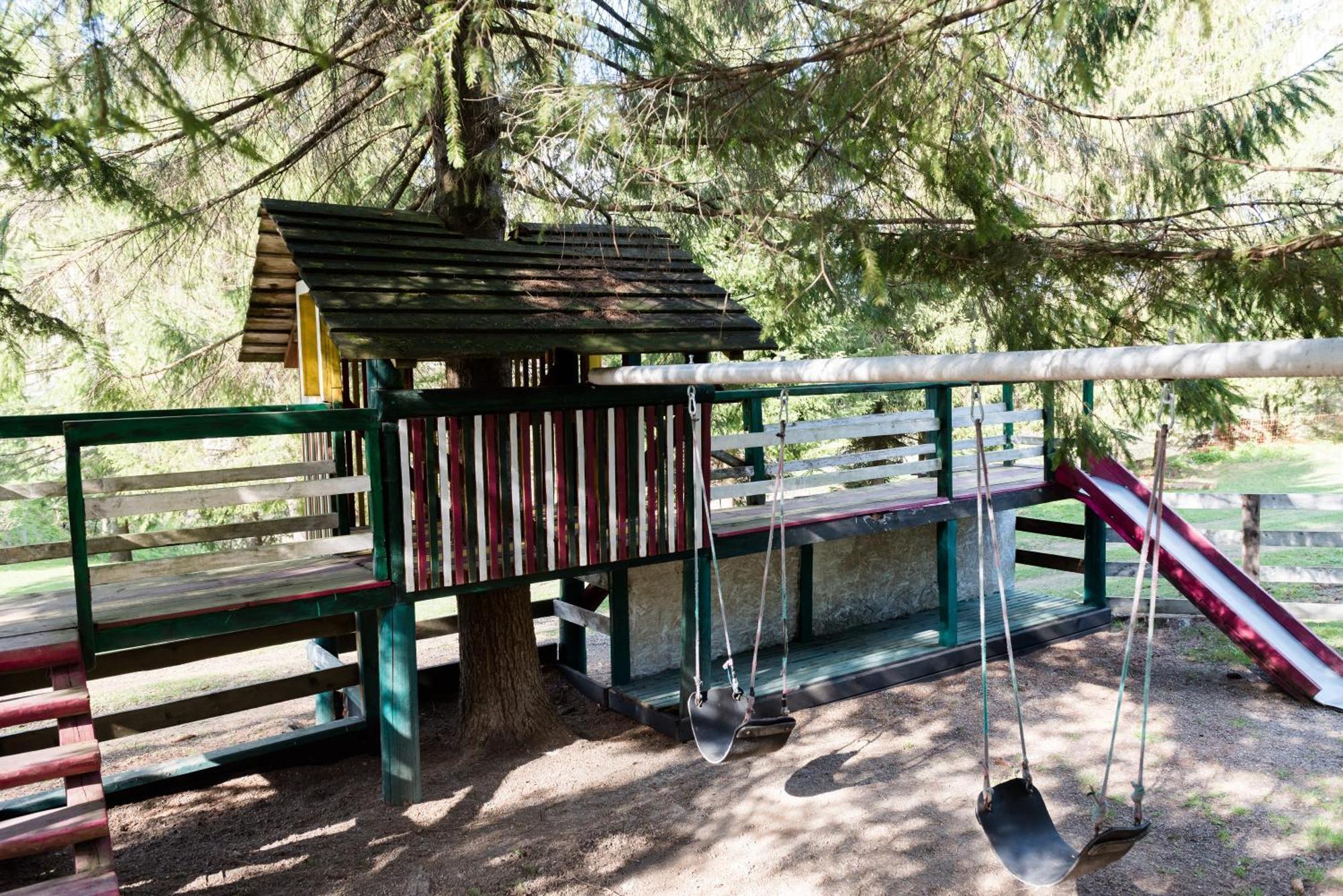 Pensiunea Casa Bunicilor Менестіря-Хуморулуй Екстер'єр фото